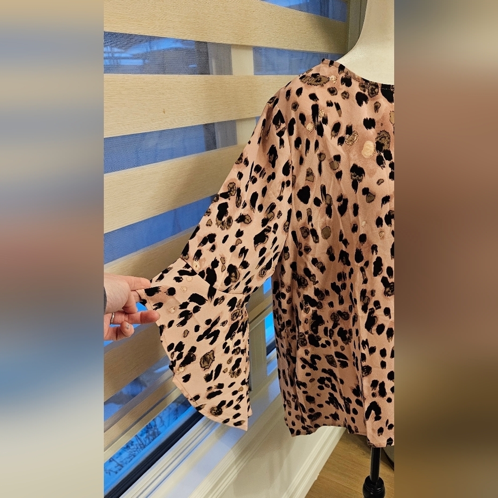 Papillon Leopard Print Pink Blouse - Picture 4 of 6